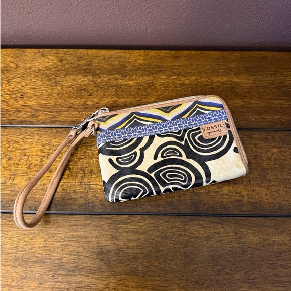 Fossil Key-Per Wallet Wristlet - Picture 2 of 6